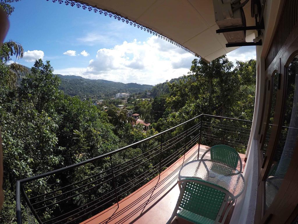 Villa 107 Kandy Exteriör bild