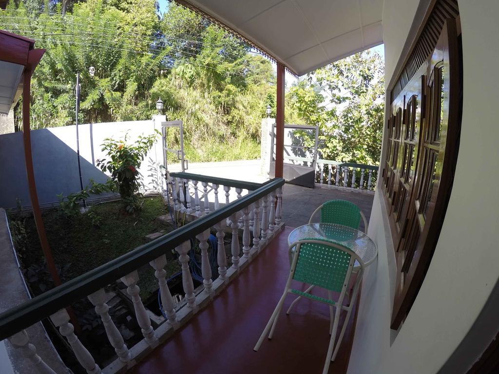 Villa 107 Kandy Exteriör bild